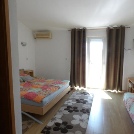 Judith Apartment Тисно Екстер'єр фото